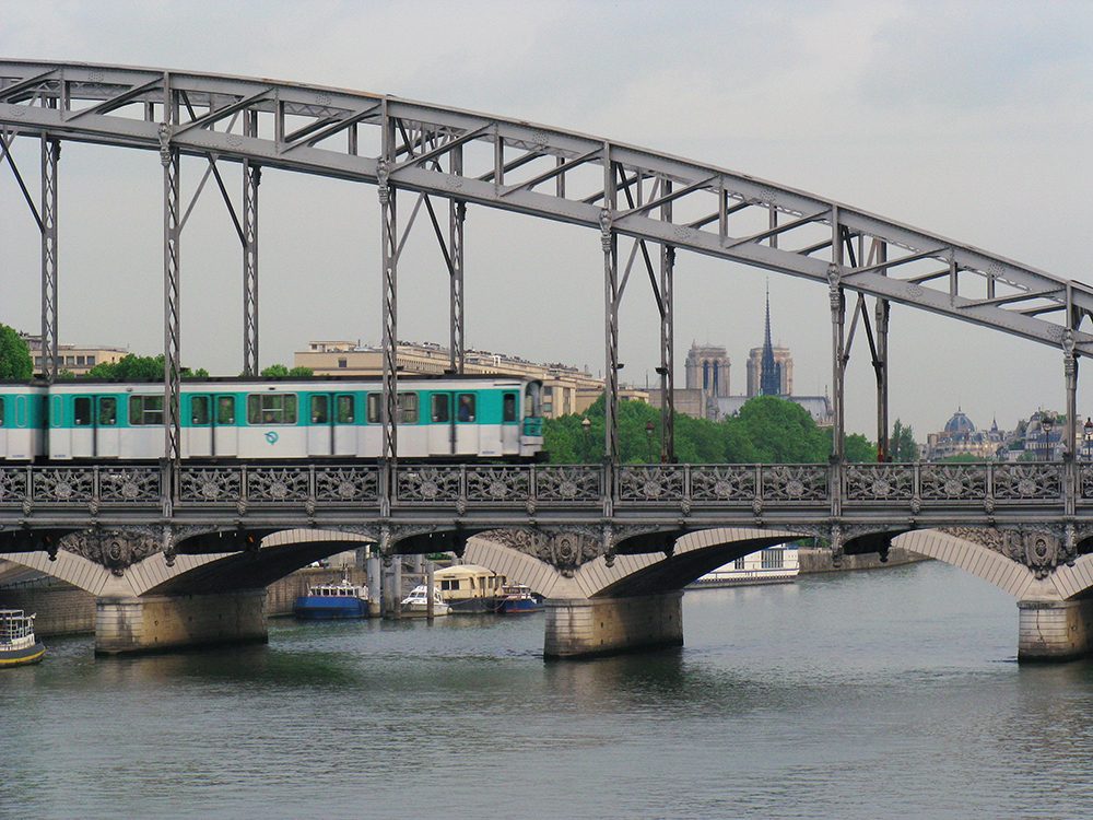metro pont d'austerlitz
